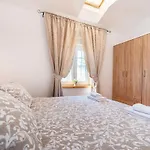 Holiday home Karmen