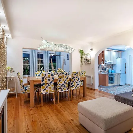 Karmen Zaton (Zadar)