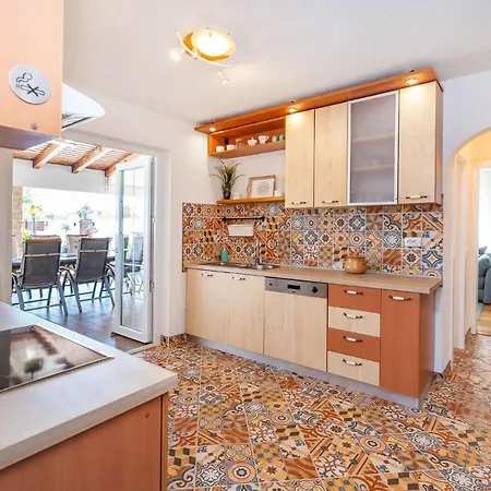 Karmen * Zaton (Zadar)