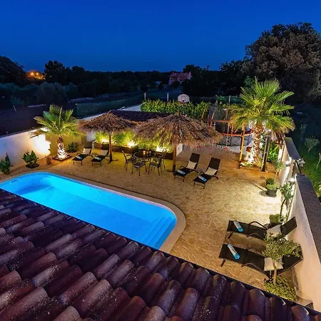 Vakantiehuis Karmen Zaton (Zadar)