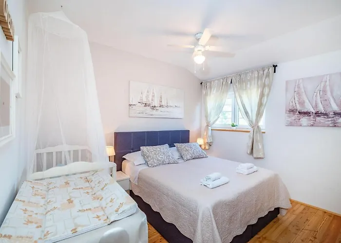 Karmen بيت للعطل *