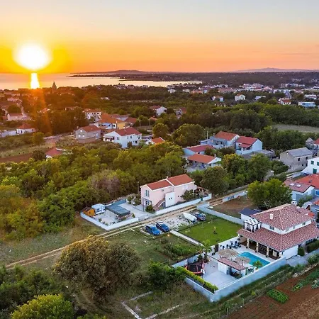 Karmen Zaton (Zadar)