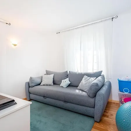 Holiday home Karmen Zaton (Zadar)