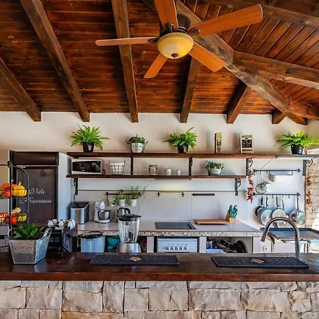 Karmen Tatil Evi Zaton (Zadar)